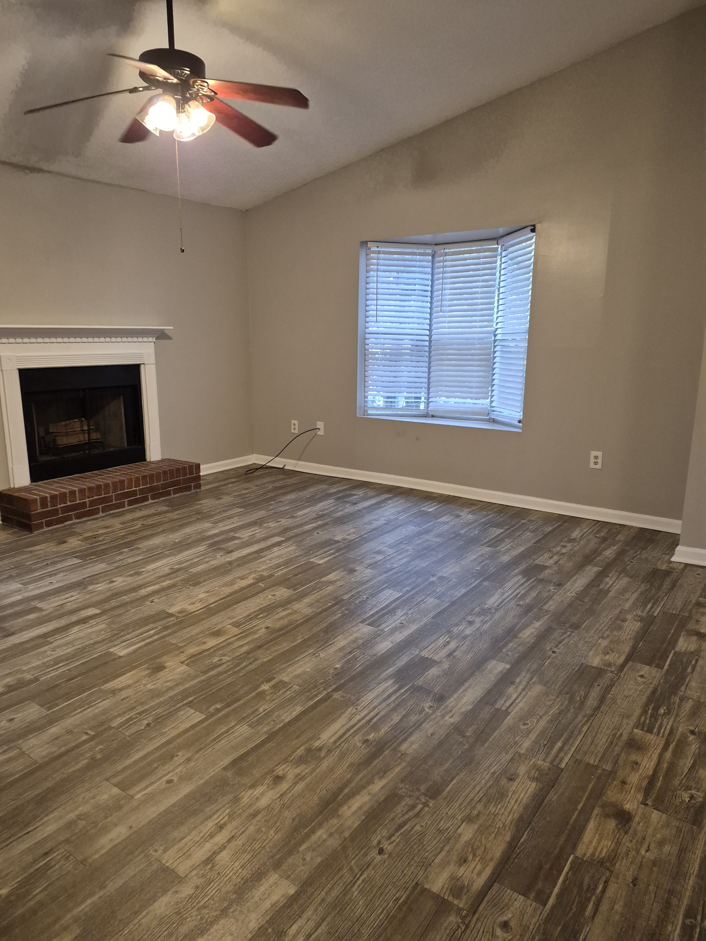 2092 South Sherwood Drive - L-100